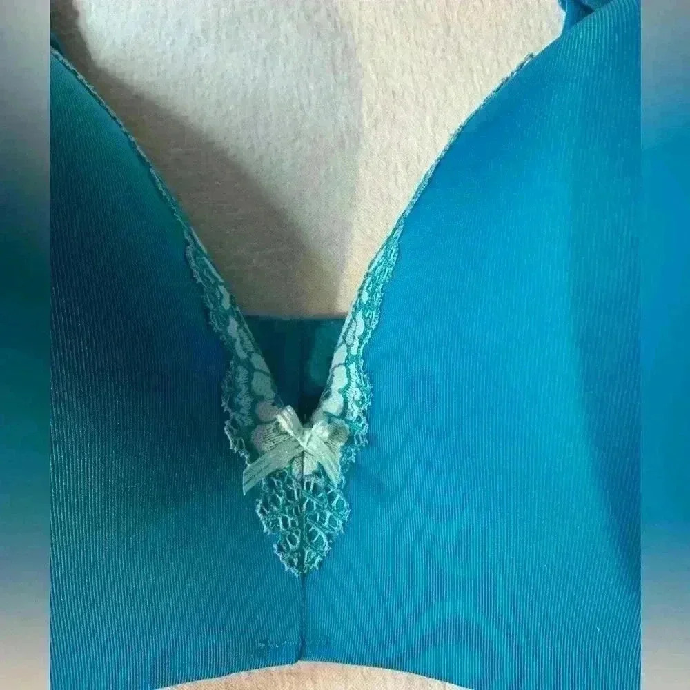 CACIQUE SWEATER BRA, teal and lace adjustable straps Size 42DD
